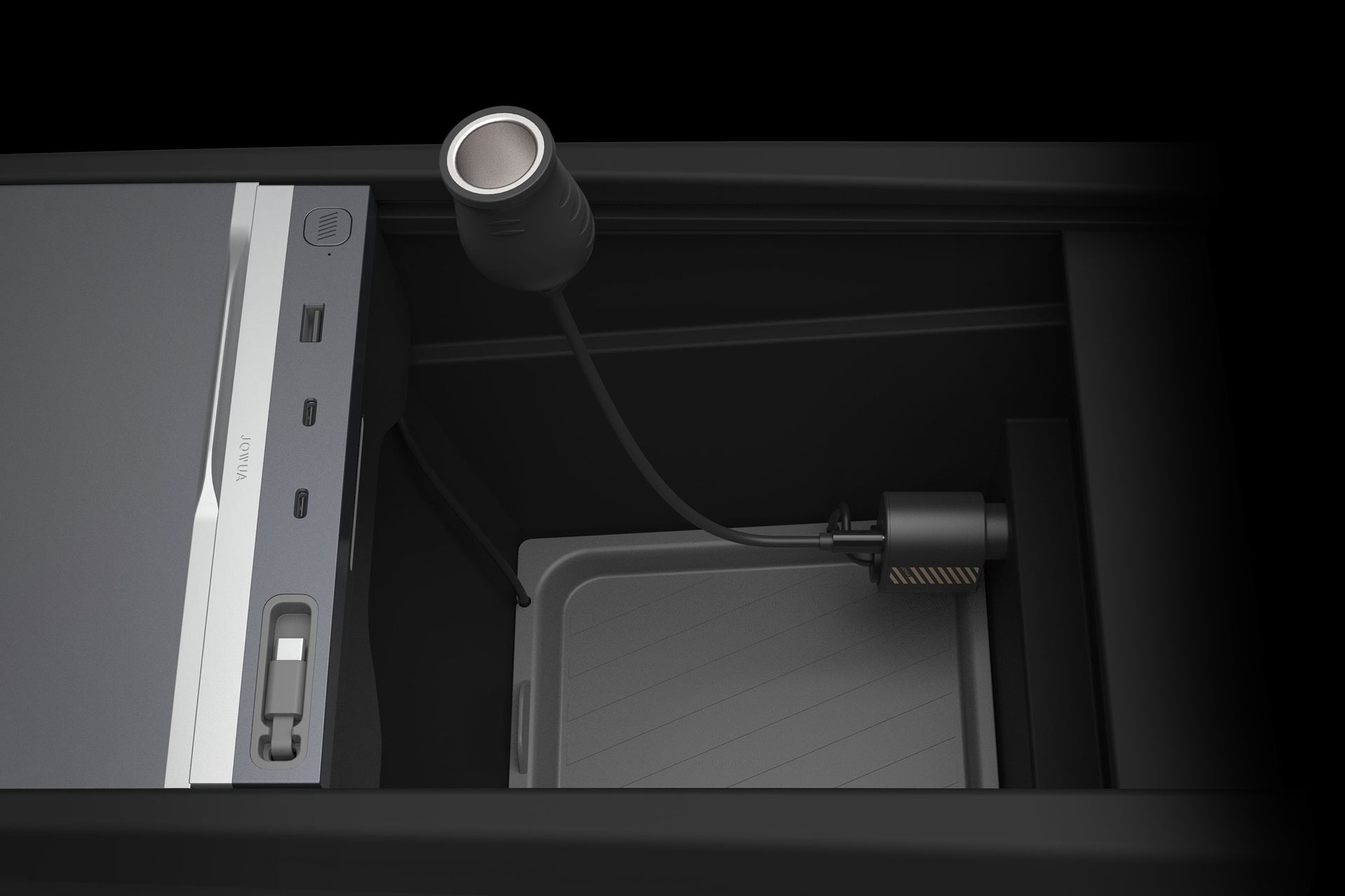 JOWUA Taiwan 三合一 Type-C 擴充點菸器車充配備 USB 連接埠、儲存盤及最大 200W 輸出，是車用電力擴充及為多部裝置充電的理想選擇。.