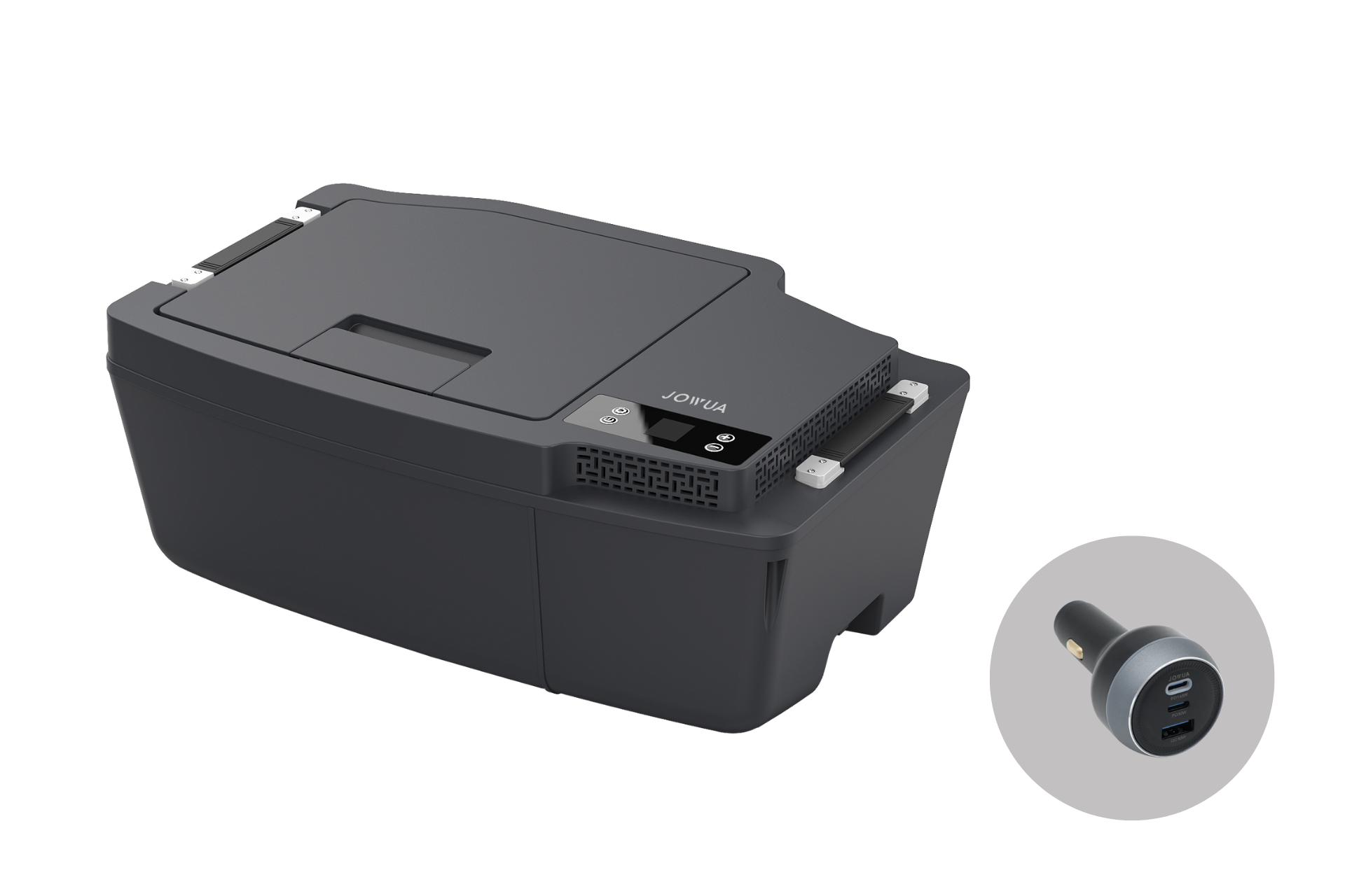 黑色的 JOWUA Taiwan Type-C 車用行動冰箱 (Model 3 全車系) 頂端有連接埠和按鈕，旁邊有一個圓形嵌入式雙 USB 車用充電器，高效能供電-完美滿足您的旅行需求。淺灰色背景。.